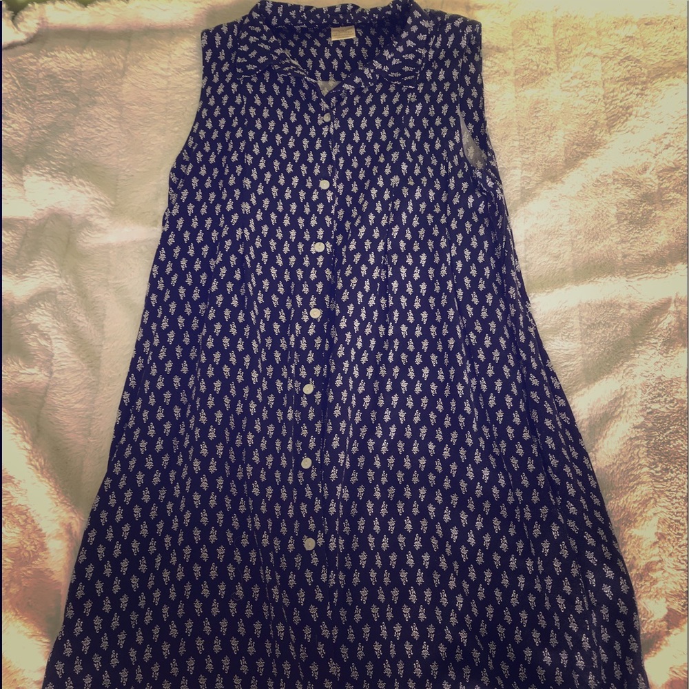 Navy blue patterned dress with red detail